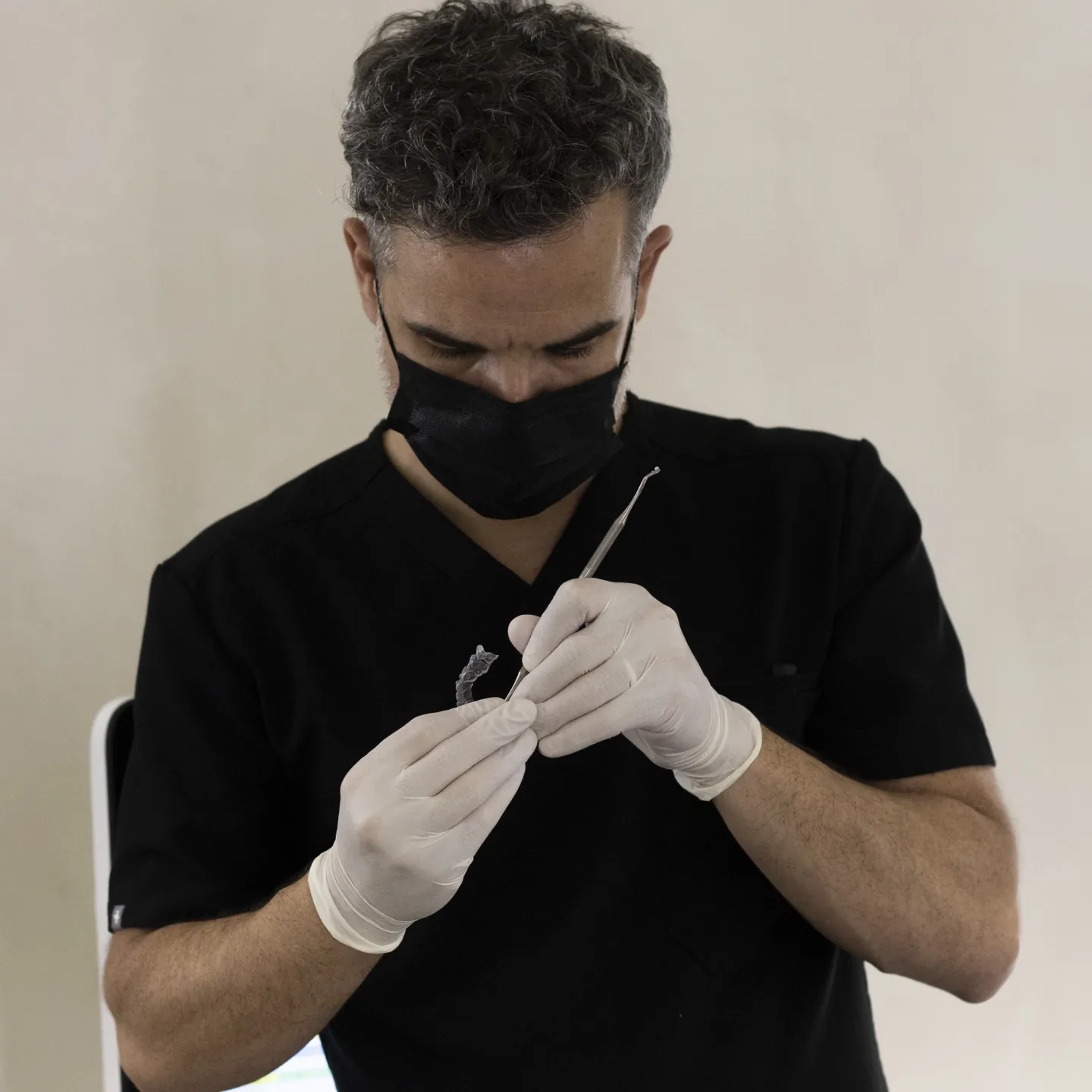 Dr. Javier Lozano en clínica